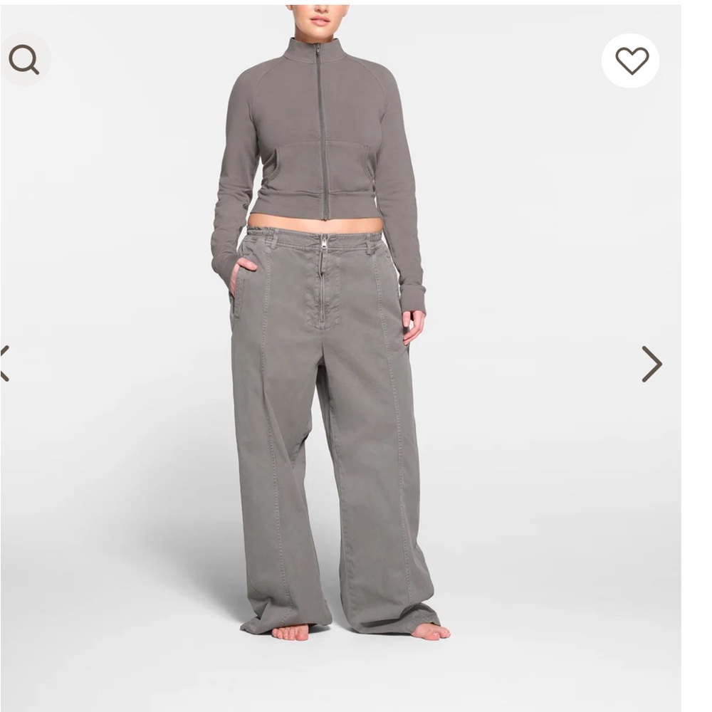 NWT skims outdoor woven pants